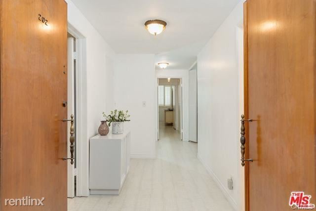 Primary Photo - 2 br, 2 bath House - 125 S Elm Dr Apt 202