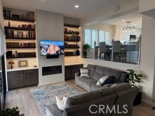 Foto del edificio - 848 W Huntington Dr