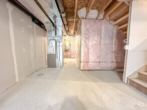 Building Photo - 137 Red Embers Link NE