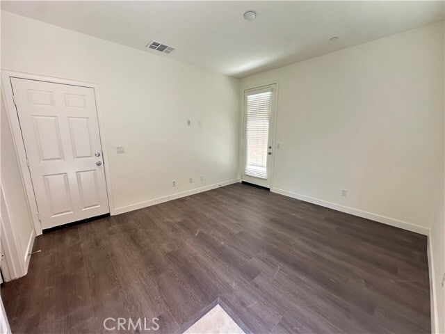 Foto del edificio - 712 Ash Ln