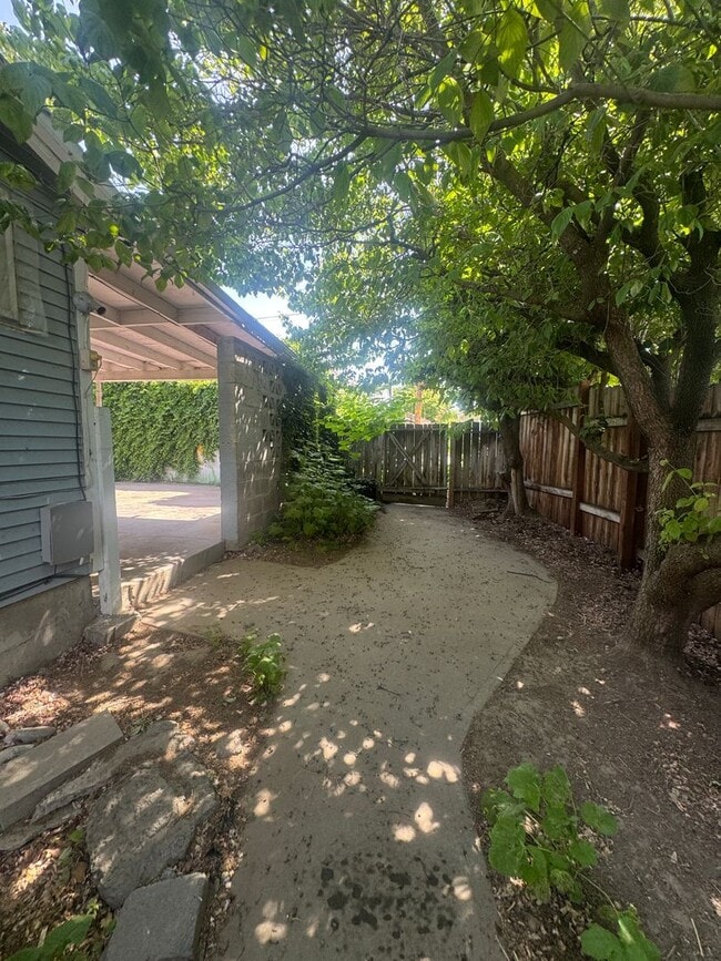 Building Photo - Non-Refundable & Security Deposit Total: $...