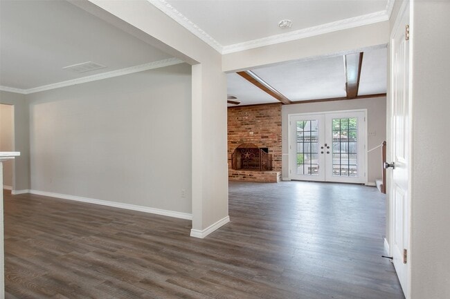 Photo - 9922 Fieldcrest Dr House