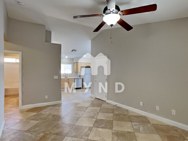 Building Photo - 10429 Aloe Cactus St
