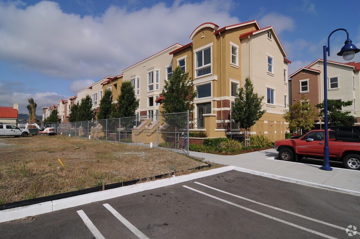 Building 6 66476659 Adare Ln Dublin, CA