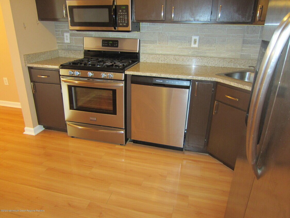 Building Photo - 39 Worthington Ct