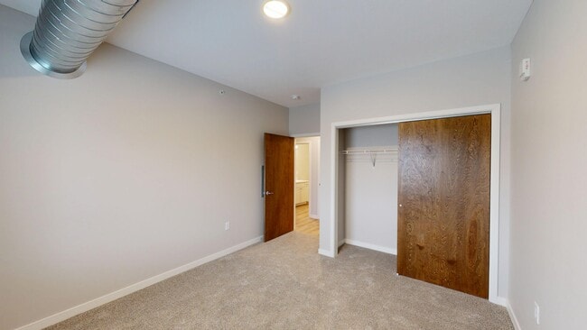 Bedroom - South Pointe Apartments