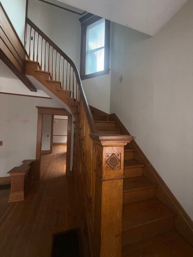 Photo - 317 e 13th st Townhome