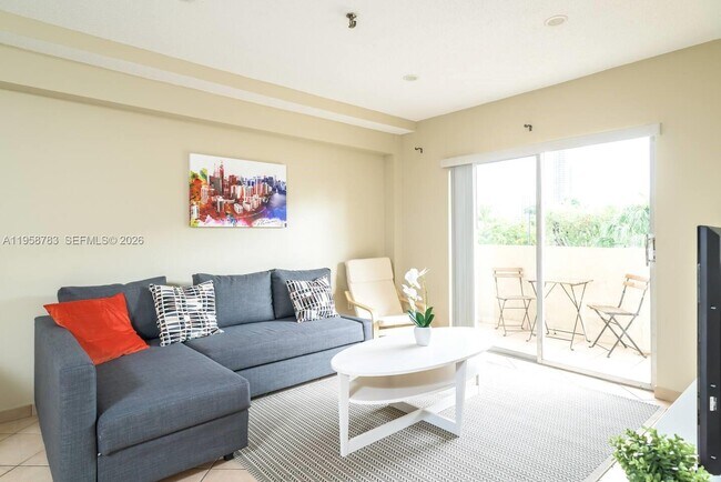 Foto del edificio - 201 180th Dr