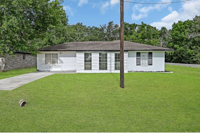 Foto del edificio - 20310 County Rd 510F