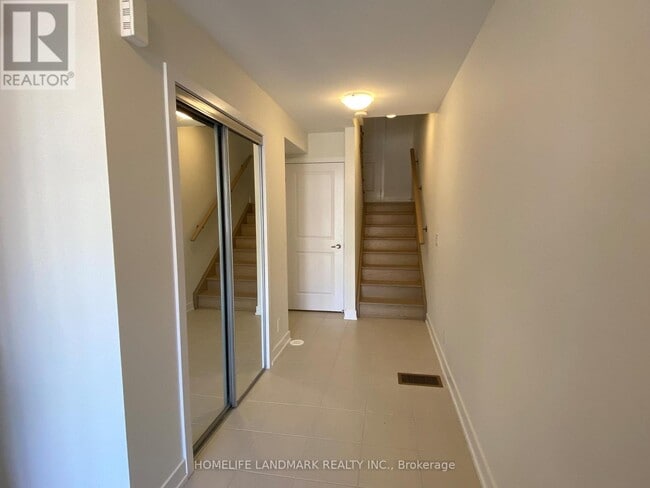 Building Photo - 21 Schmidt Ln