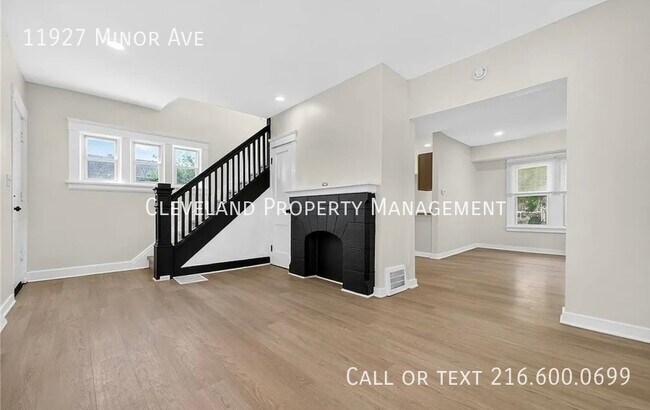 Foto del edificio - 11927 Minor Ave