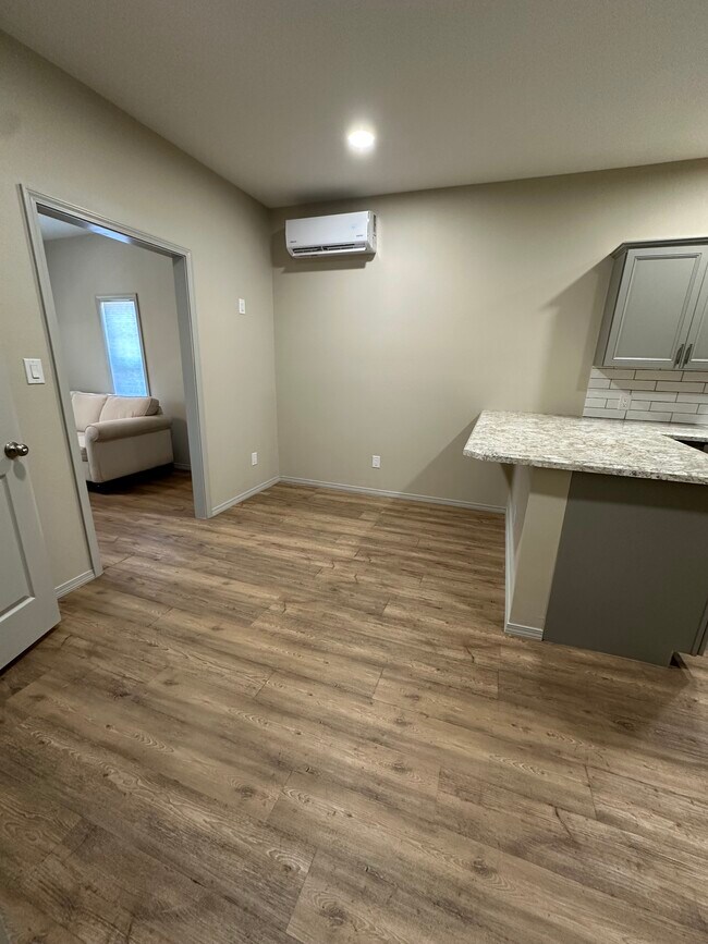 Foto del edificio - 1210 N 8th St