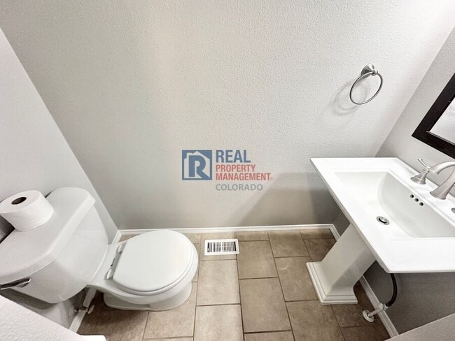 Building Photo - 251 S Nome St