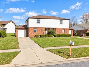 Building Photo - 1562 Edgewood Dr