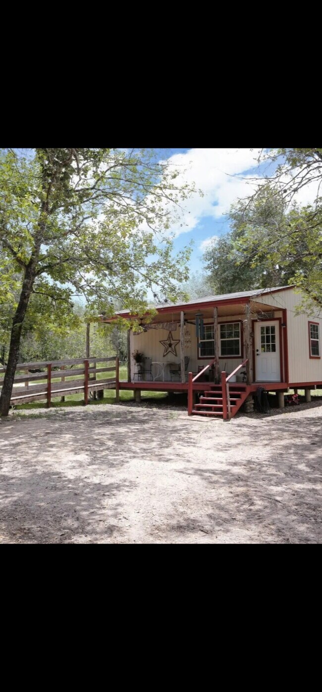 Foto del edificio - 22420 Priest Rd