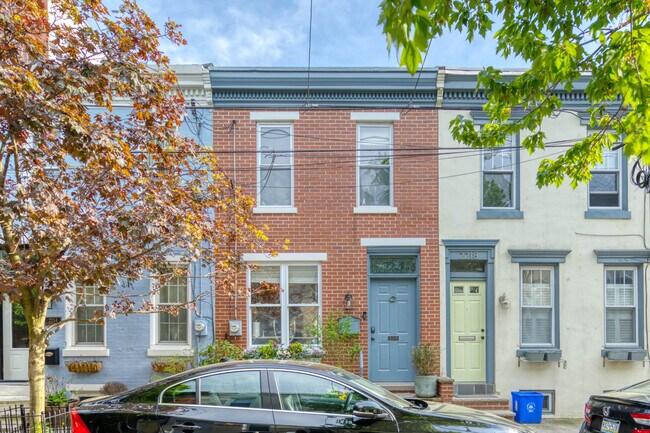 Building Photo - 2216 Pemberton St