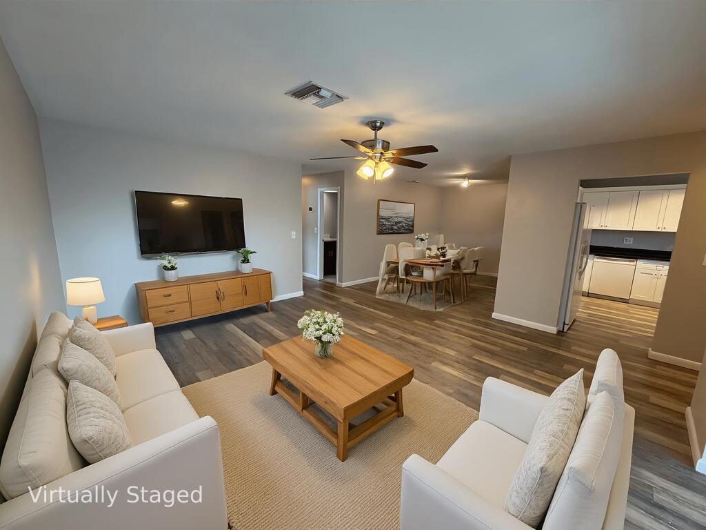 Primary Photo - 1250 SE Parkview Pl
