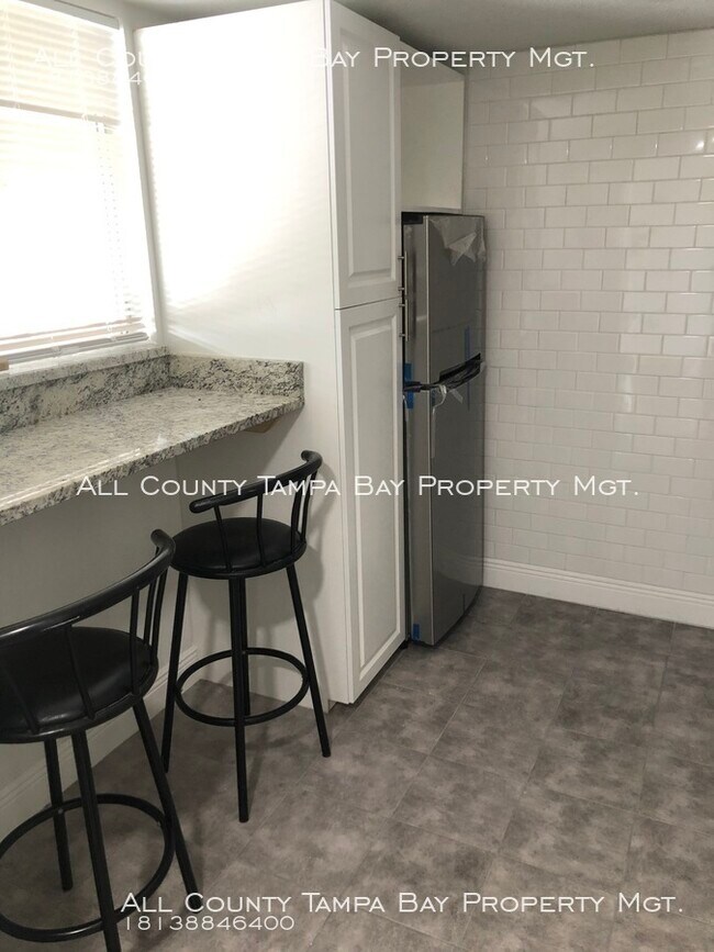 Foto del edificio - 6312 Newtown Cir