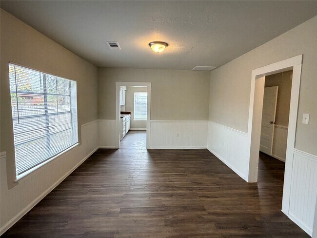 Foto del edificio - 2212 Semmes St