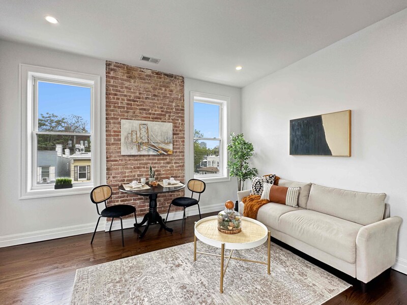 2 ster Ave Unit 4, Jersey City, NJ 07307 Room for Rent in Jersey City, NJ