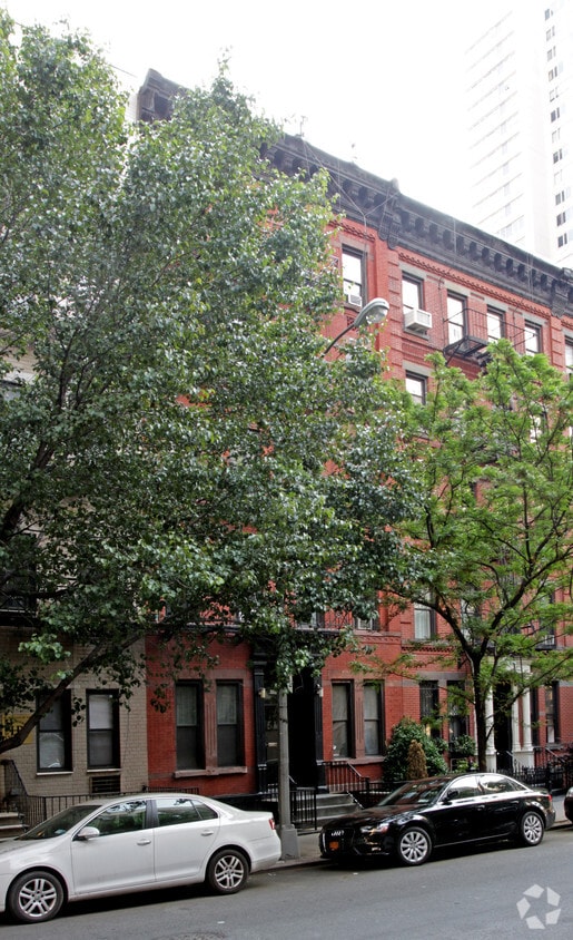 419 E 81st Street - 419 E 81st St