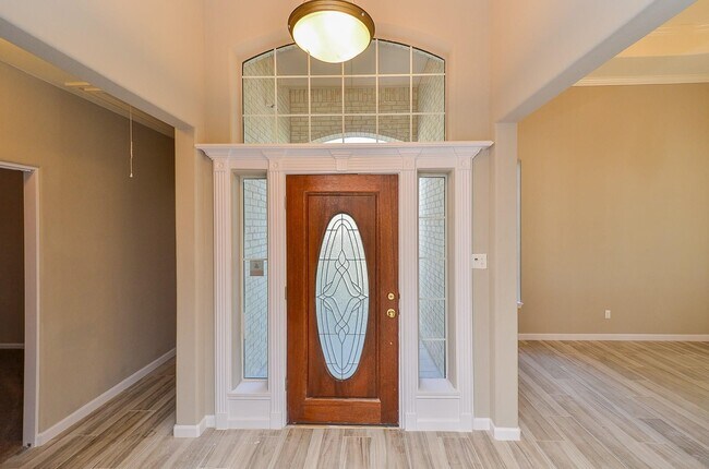 Foto del edificio - 5916 Fairway Manor Ln