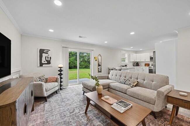 Foto del edificio - 2064 Thimble Creek Dr
