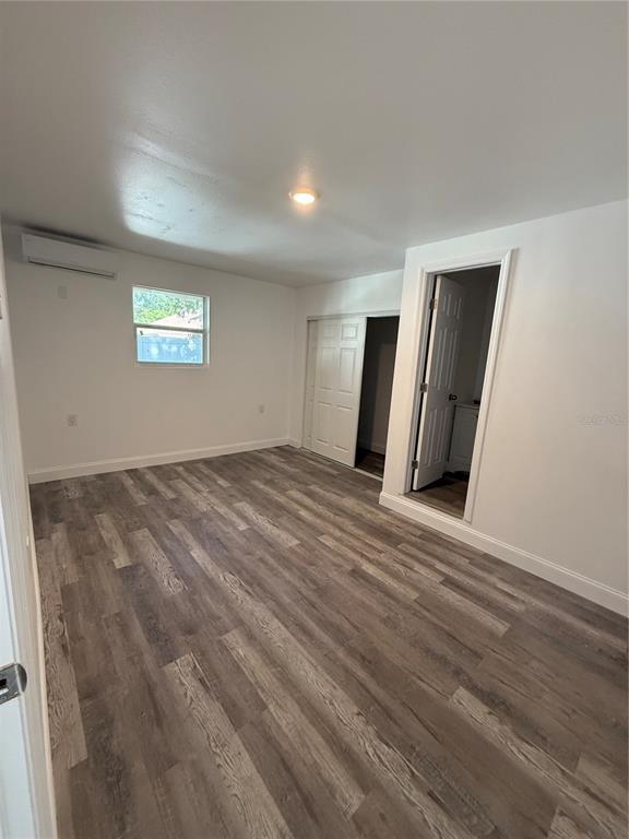 Foto del edificio - 3417 W St Conrad St