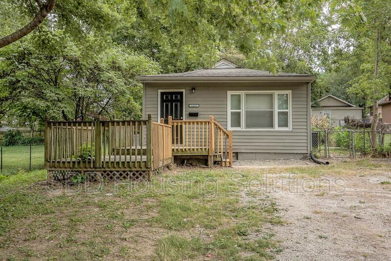 Foto del edificio - 1315 N McCoy St