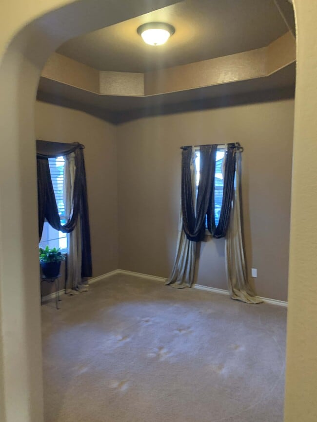 Formal Dining Room - 9564 Roxborough Park Ct