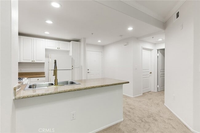 Building Photo - 2257 Watermarke Pl