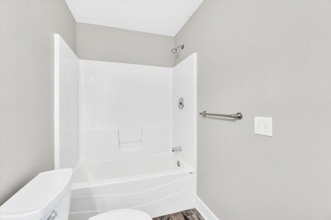 Building Photo - 946 Vincent Ct