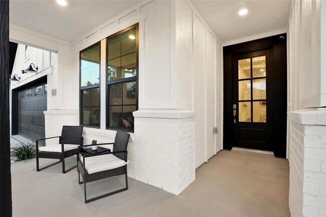 Building Photo - 21451 Llano Grande Blvd