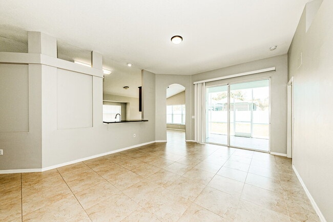 Building Photo - 12610 Rockrose Glen