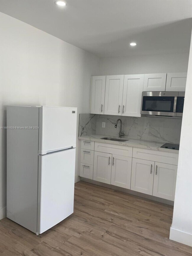 Foto del edificio - 1623 NW 16th Terrace