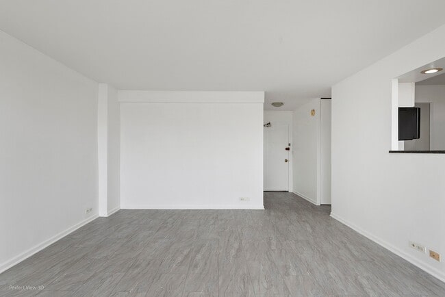 Building Photo - 1355 N Sandburg Terrace