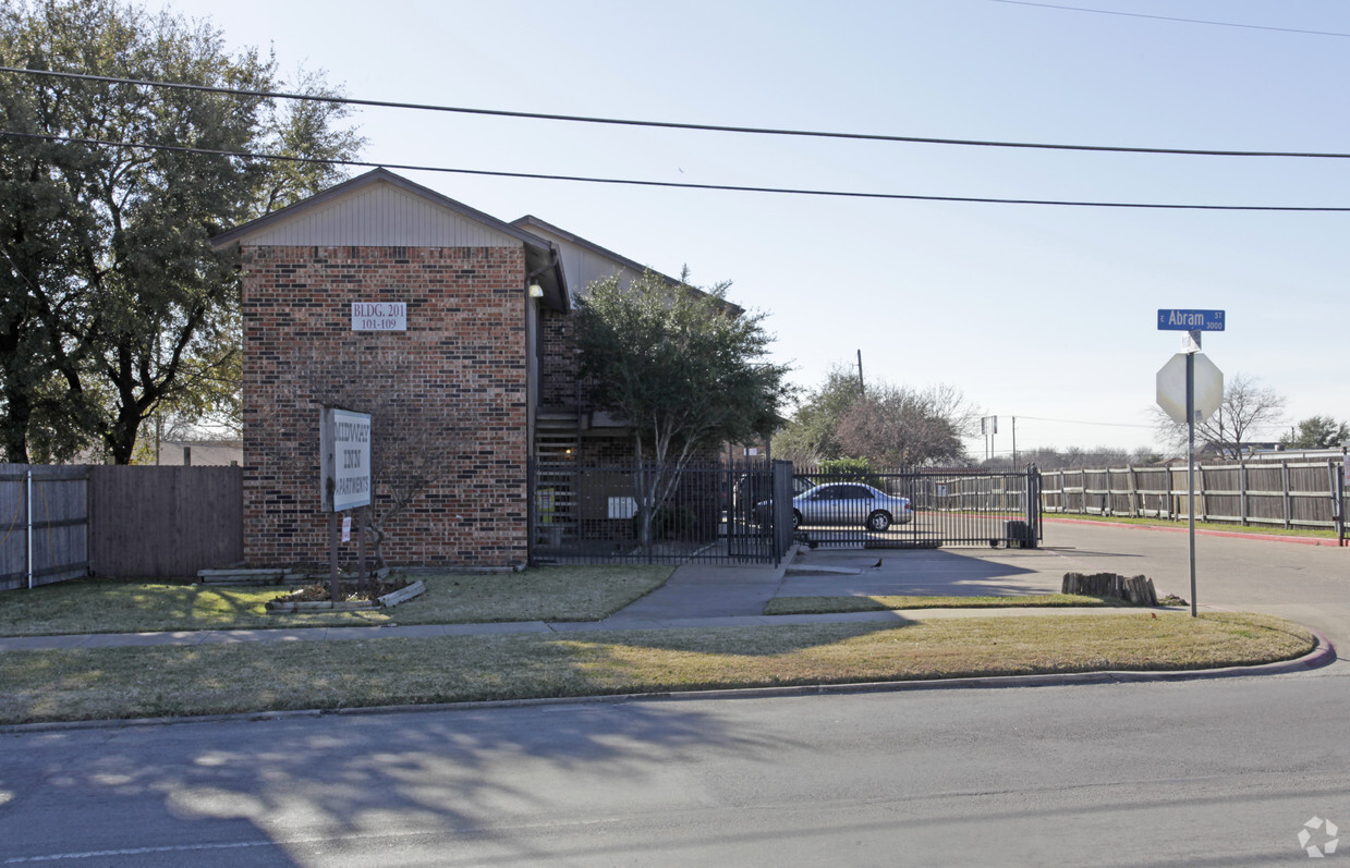 Foto del edificio - Midway Inn Apartments