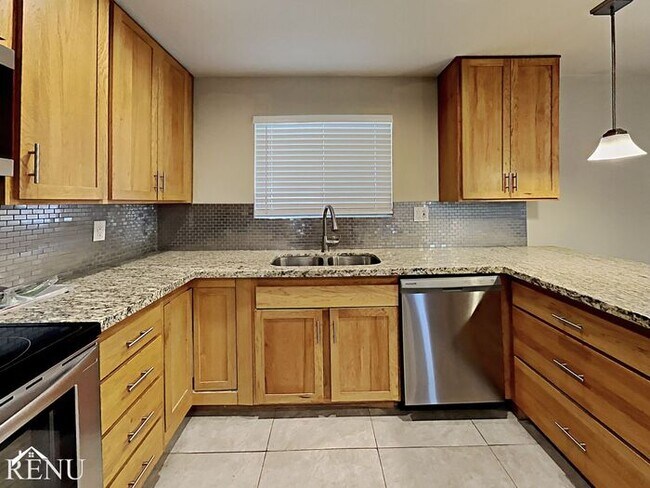 Foto del edificio - 3610 W Sharon Ave