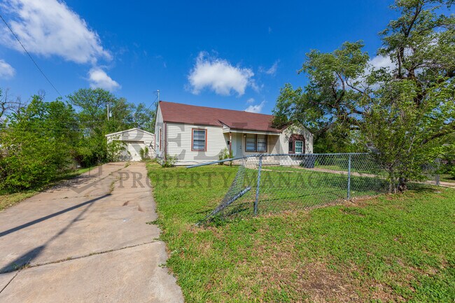 Foto del edificio - 2237 N Erie St
