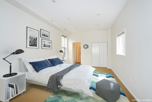 Foto del edificio - 2112 N Dayton St