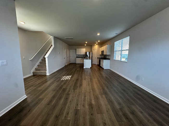 Building Photo - 1525 Ashgrove Pl