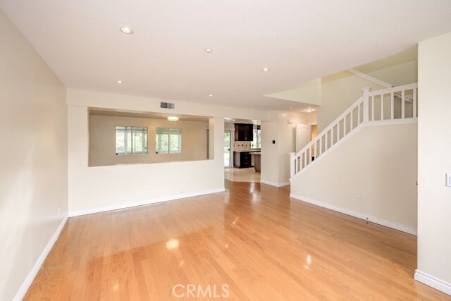 Foto del edificio - 12200 Crest Ave