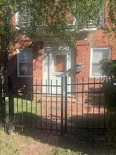 Building Photo - 1800 Market St