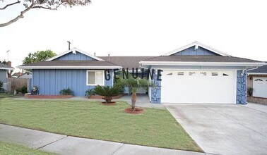 Building Photo - 9460 Cormorant Cir