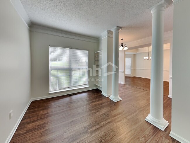 Building Photo - 10642 Partridgeberry Drive
