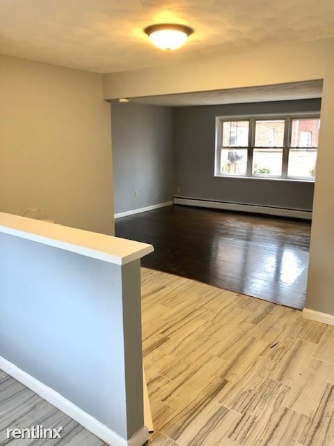 Building Photo - 1 br, 1 bath Apartment - Quinnipiac Ave