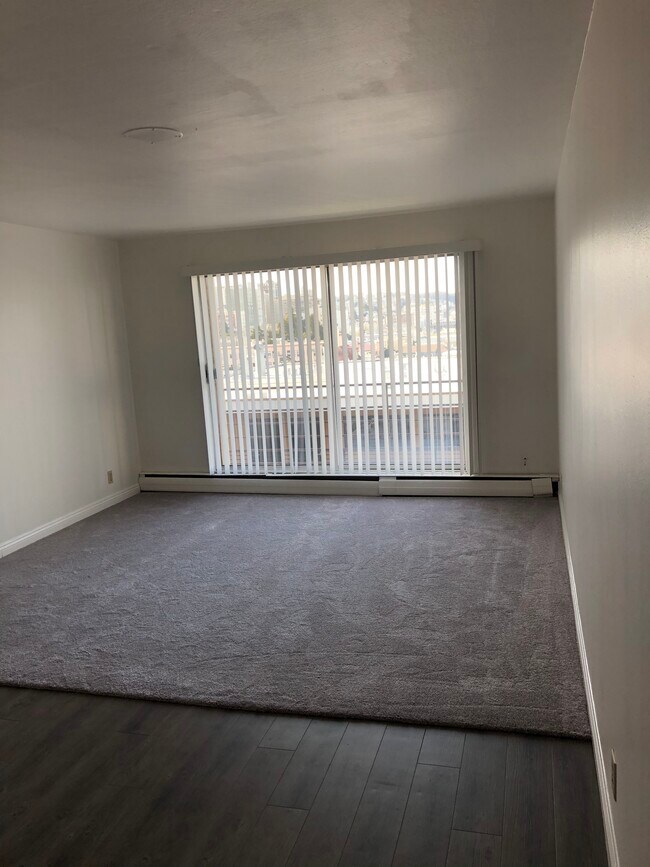 Foto del edificio - 1455 Filbert St