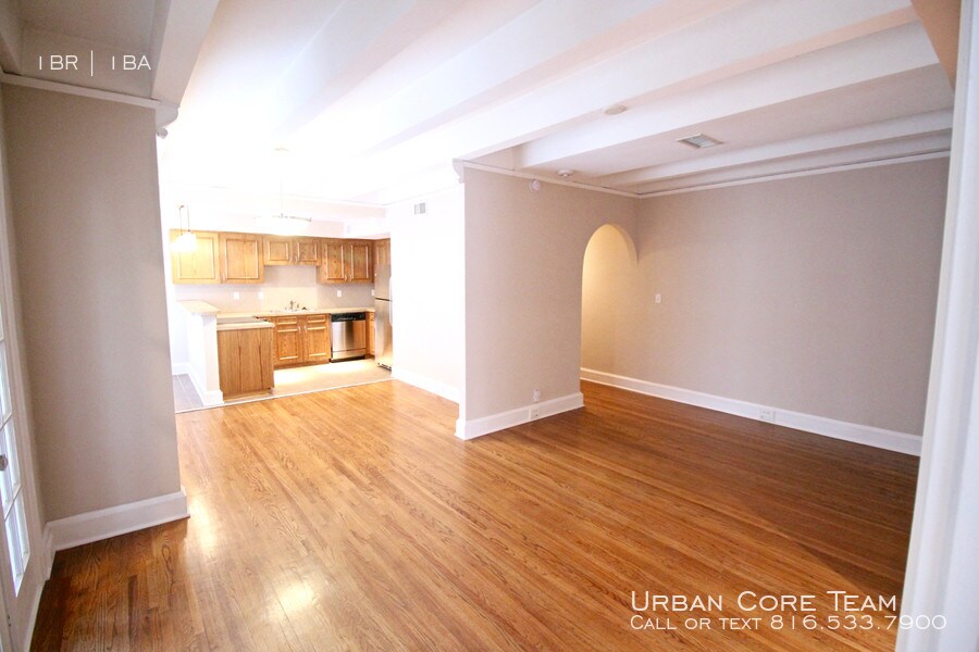 Foto principal - 908 Ward Pkwy