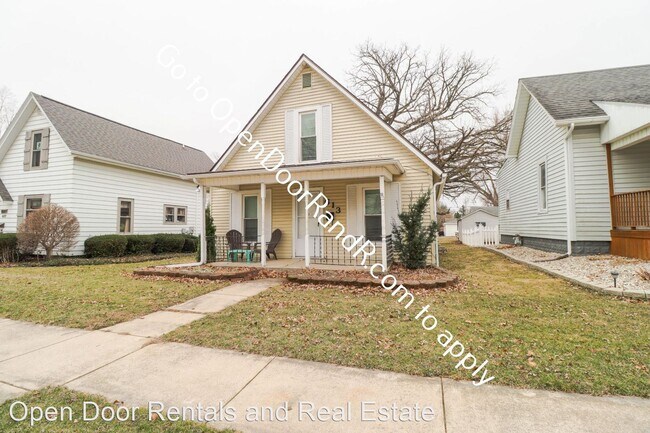Building Photo - 2 br, 1 bath House - 613 E 9th ST