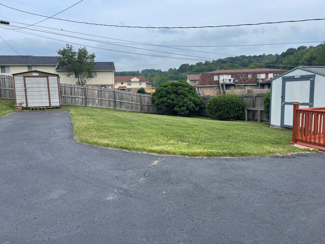 4733 Norcross Rd, Hixson, TN 37343 Townhome Rentals in Hixson TN